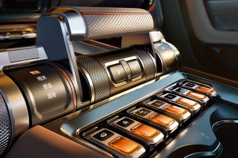 https://cdn.autogreeknews.gr/wp-content/uploads/2026/07/geely-galaxy-700-08.jpg