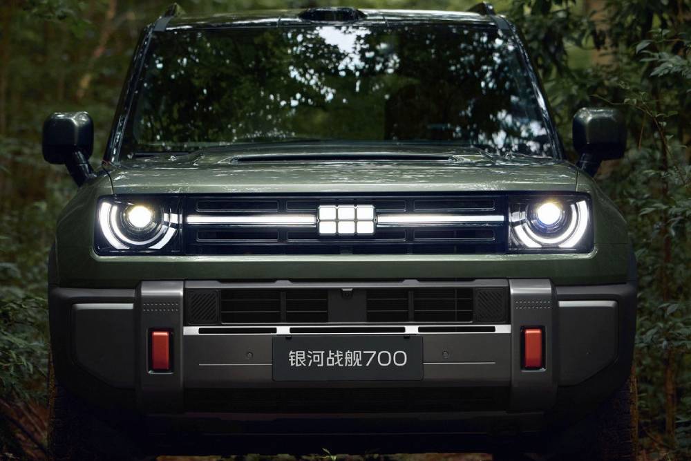 https://cdn.autogreeknews.gr/wp-content/uploads/2026/07/geely-galaxy-700-13.jpg