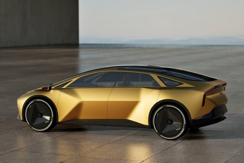 https://cdn.autogreeknews.gr/wp-content/uploads/2026/07/kia-vision-turismo-02.jpg