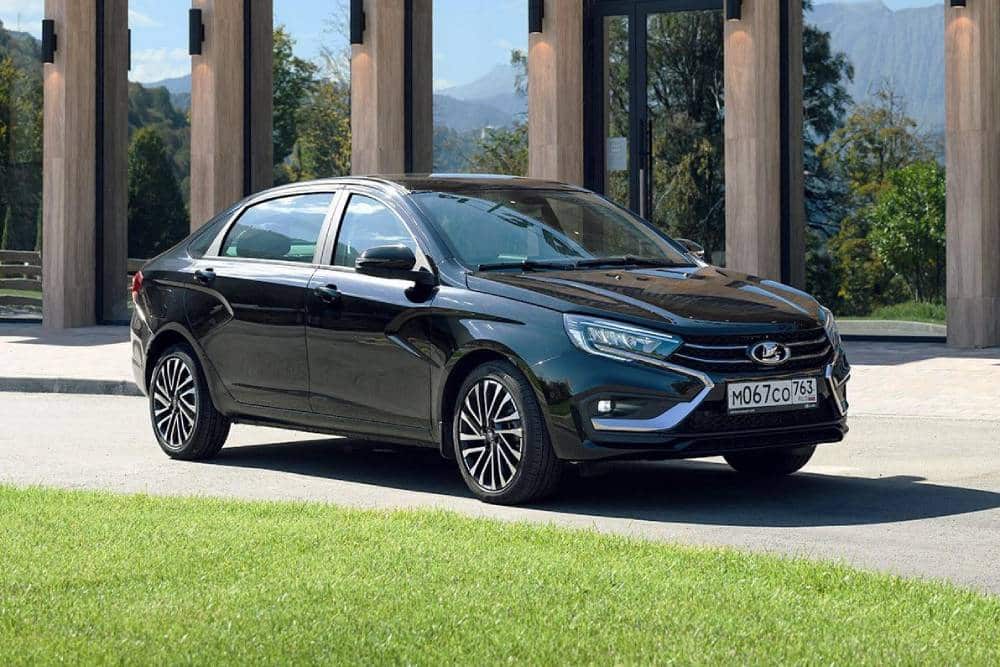 https://cdn.autogreeknews.gr/wp-content/uploads/2026/07/lada-aura-03.jpg