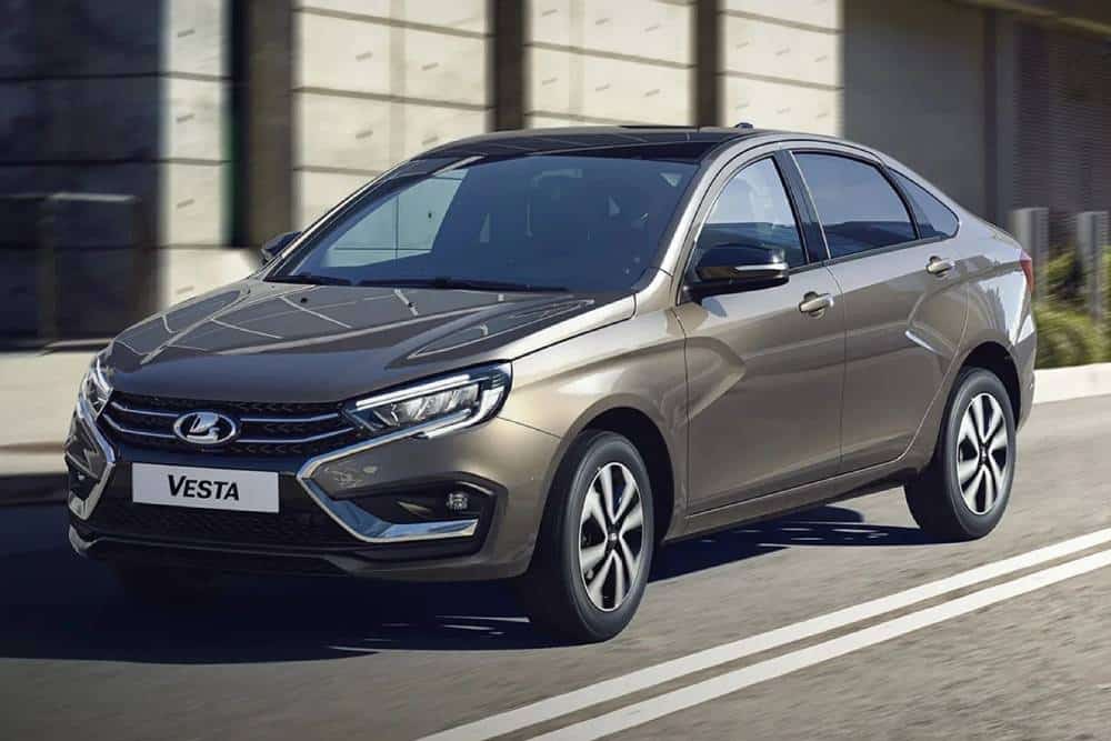 https://cdn.autogreeknews.gr/wp-content/uploads/2026/07/lada-vesta-my26-04.jpg
