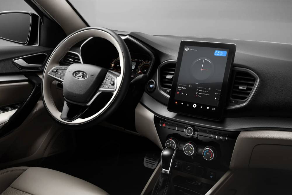 https://cdn.autogreeknews.gr/wp-content/uploads/2026/07/lada_aura7.jpg