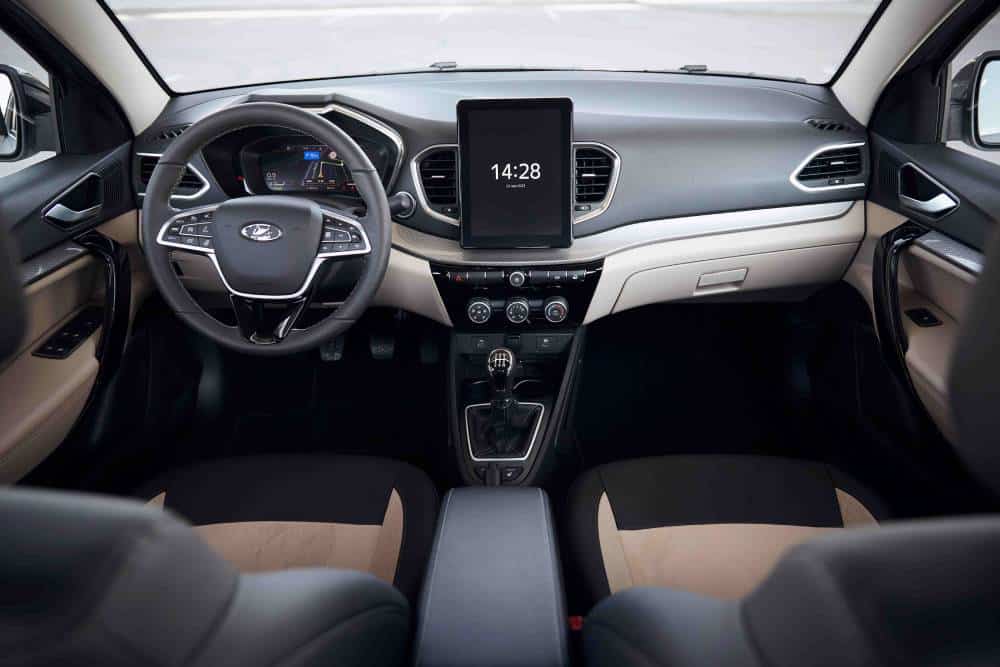 https://cdn.autogreeknews.gr/wp-content/uploads/2026/07/lada_vesta_sw_cross_610.jpg