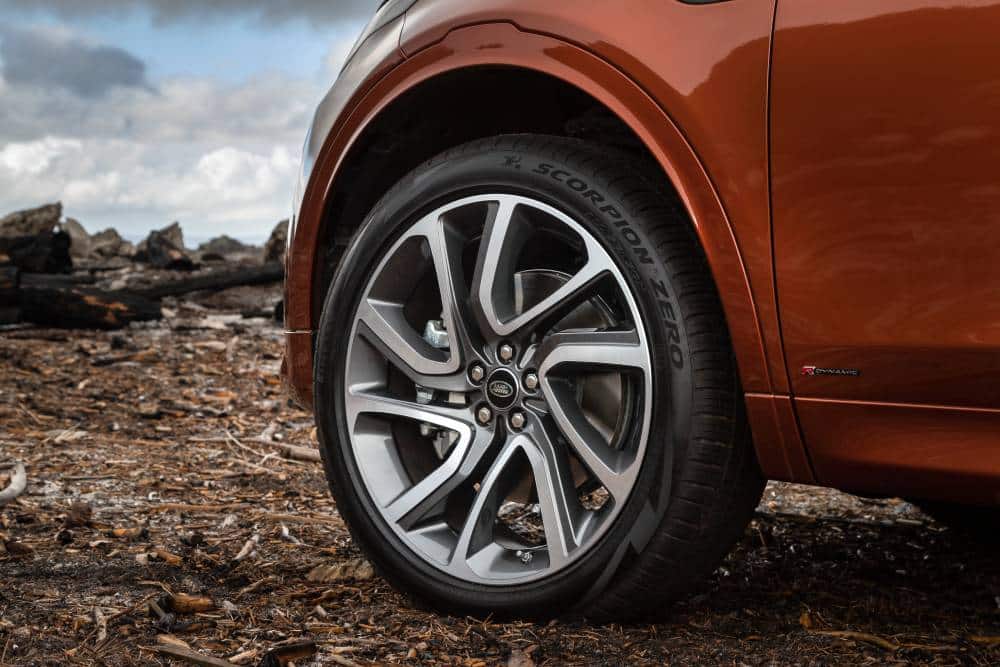 Τέλος για ένα από τα πιο γνωστά Land Rover