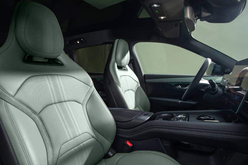 https://cdn.autogreeknews.gr/wp-content/uploads/2026/07/lynk_co_07gt8.jpg