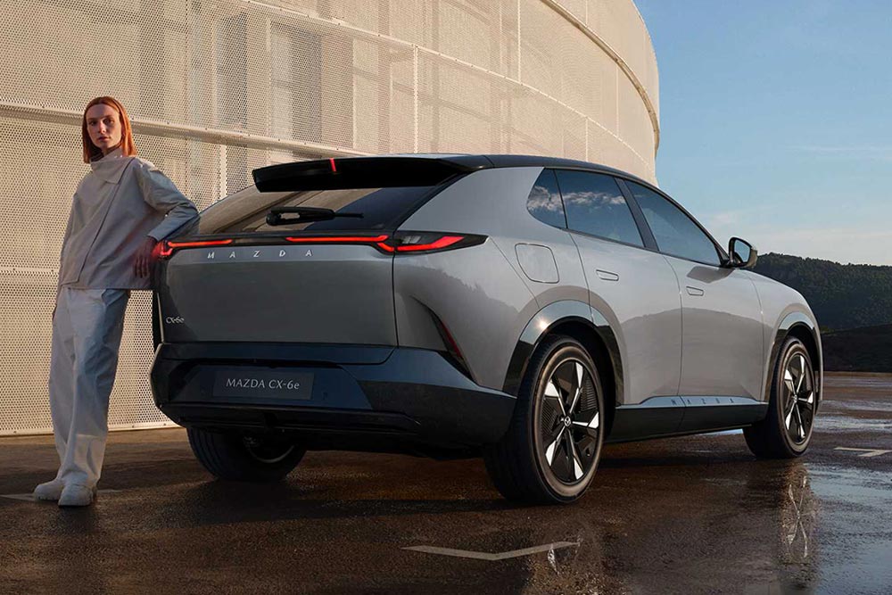 https://cdn.autogreeknews.gr/wp-content/uploads/2026/07/mazda_cx-6e-3.jpg