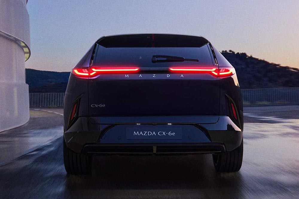 https://cdn.autogreeknews.gr/wp-content/uploads/2026/07/mazda_cx-6e-5.jpg