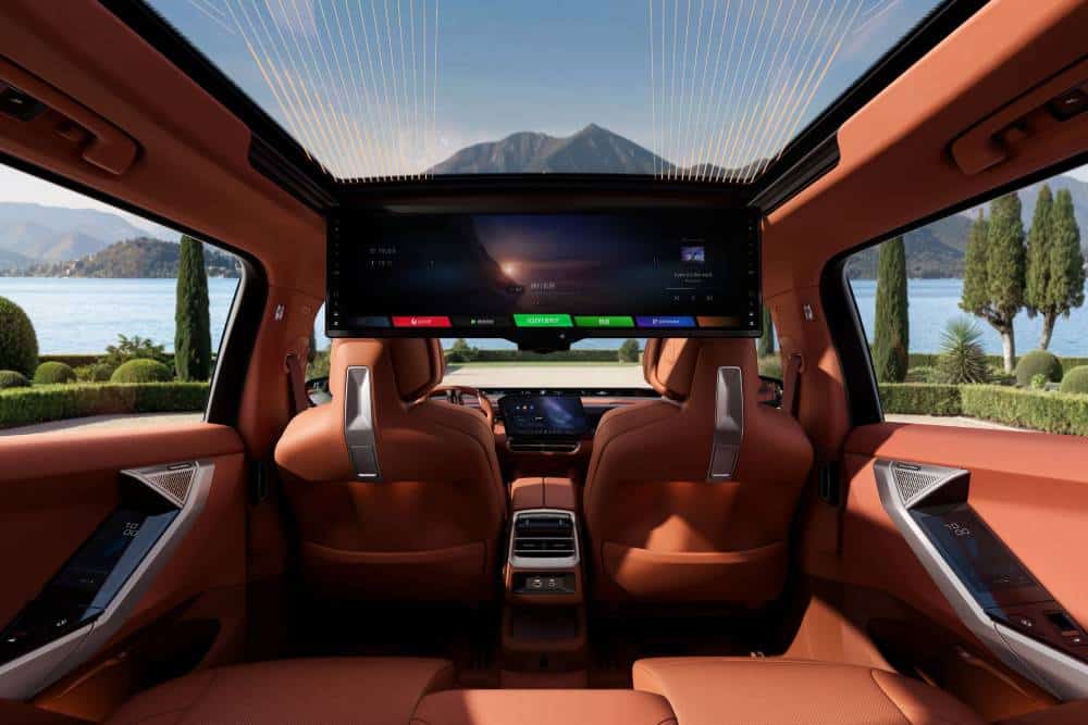 https://cdn.autogreeknews.gr/wp-content/uploads/2026/07/new-bw-x5-and-ix5-lwb-5.jpg