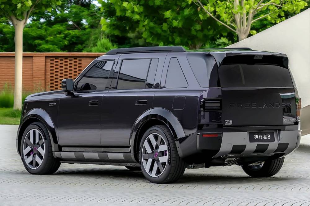 https://cdn.autogreeknews.gr/wp-content/uploads/2026/07/new-freelander-8-08.jpg