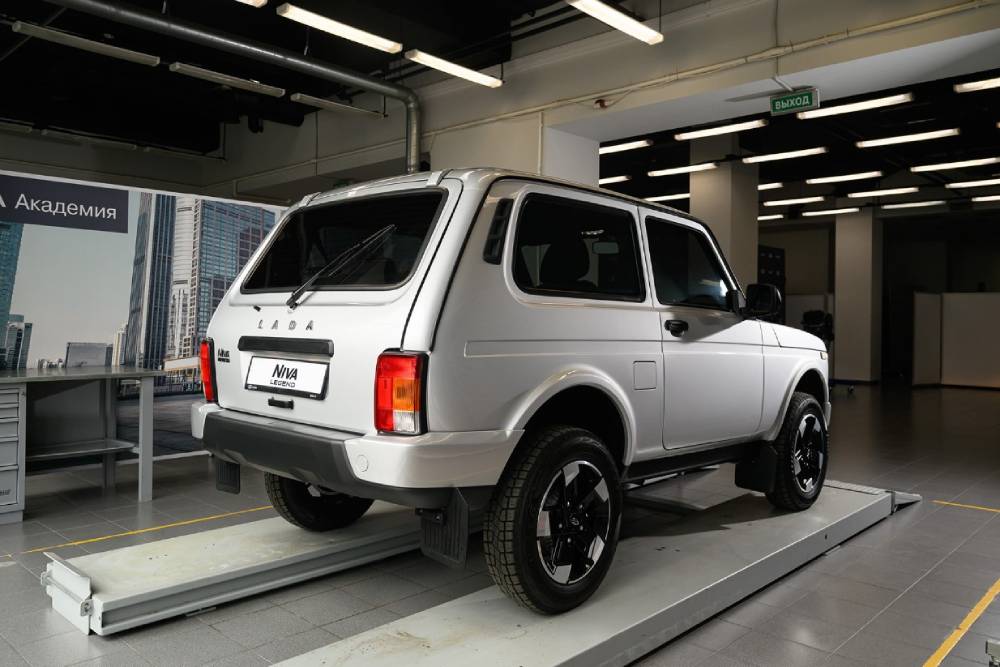 https://cdn.autogreeknews.gr/wp-content/uploads/2026/07/new-lada-niva-legend-05.jpg