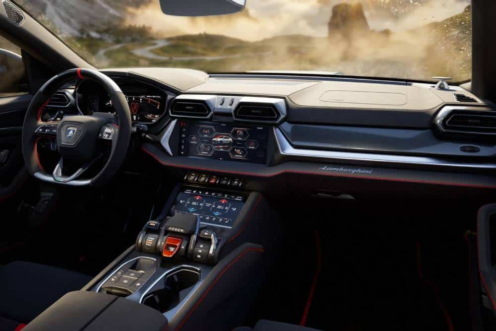 https://cdn.autogreeknews.gr/wp-content/uploads/2026/07/new-lamborghini-urus-performante-se-08.jpg