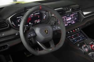 new lamborghini urus performante se 09