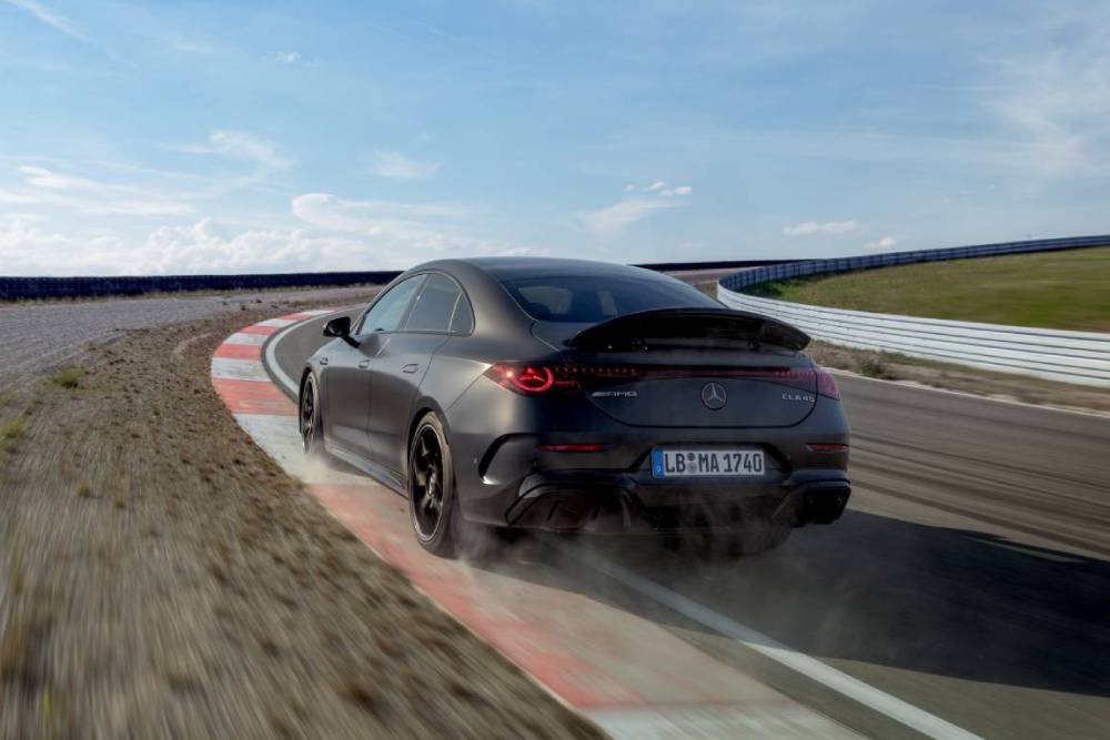 https://cdn.autogreeknews.gr/wp-content/uploads/2026/07/new-mercedes-cla-45-ev-10.jpg