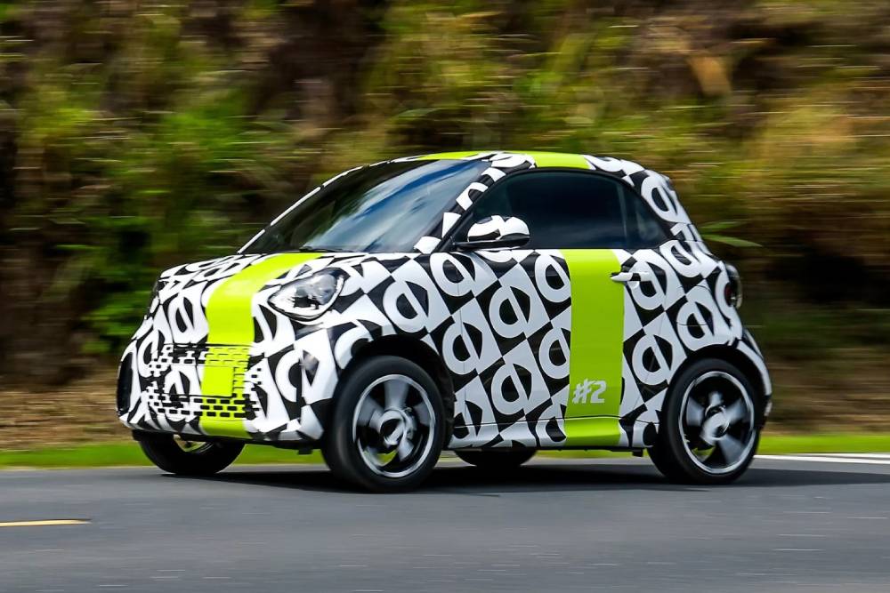 https://cdn.autogreeknews.gr/wp-content/uploads/2026/07/new-smart-2-03.jpg