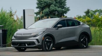 Το νέο Mitsubishi Eclipse Sportback ανοίγει την πόρτα στην Tesla