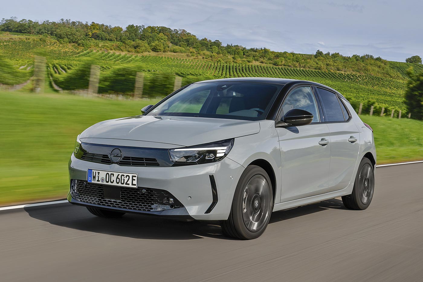 https://cdn.autogreeknews.gr/wp-content/uploads/2026/07/opel-corsa-electric-523045.jpg