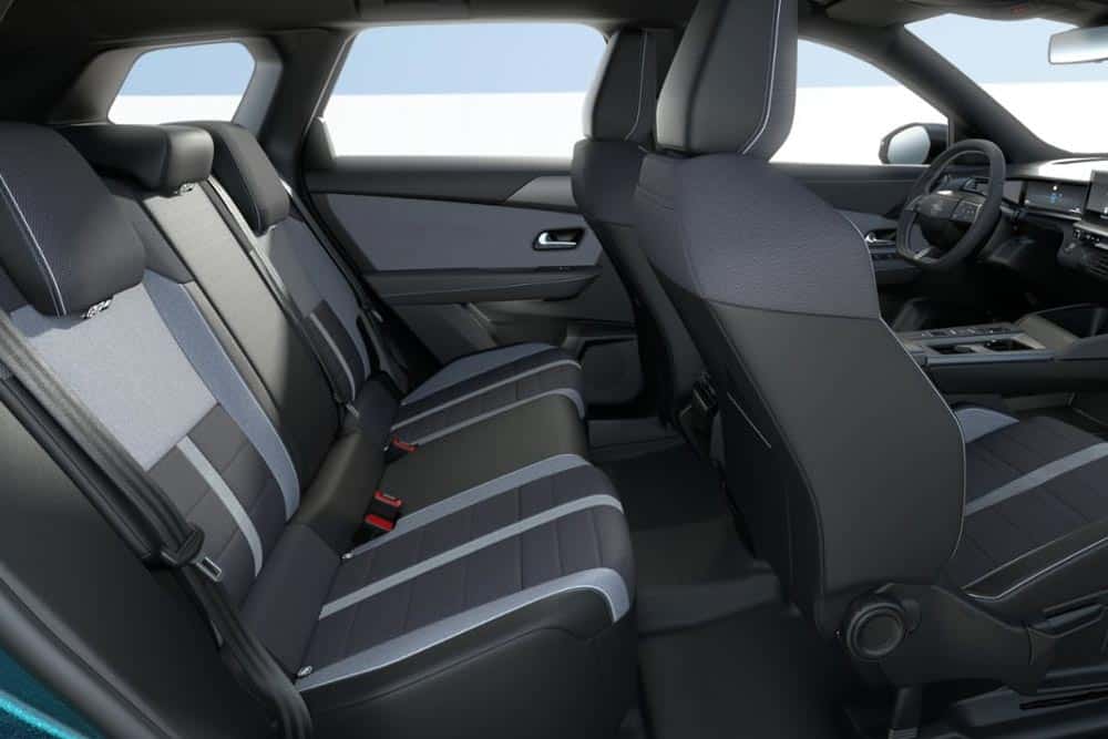 https://cdn.autogreeknews.gr/wp-content/uploads/2026/07/opel-grandland-hybrid-interior-1.jpg