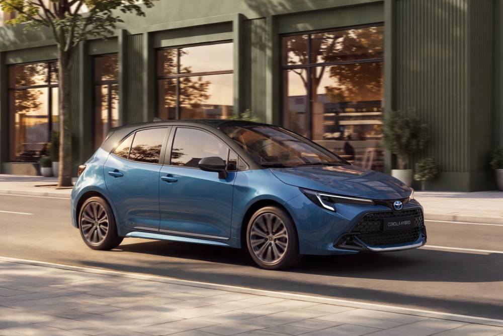 https://cdn.autogreeknews.gr/wp-content/uploads/2026/08/1920_toy_corolla_60th_2026_hub_dig_16x9_01.jpg