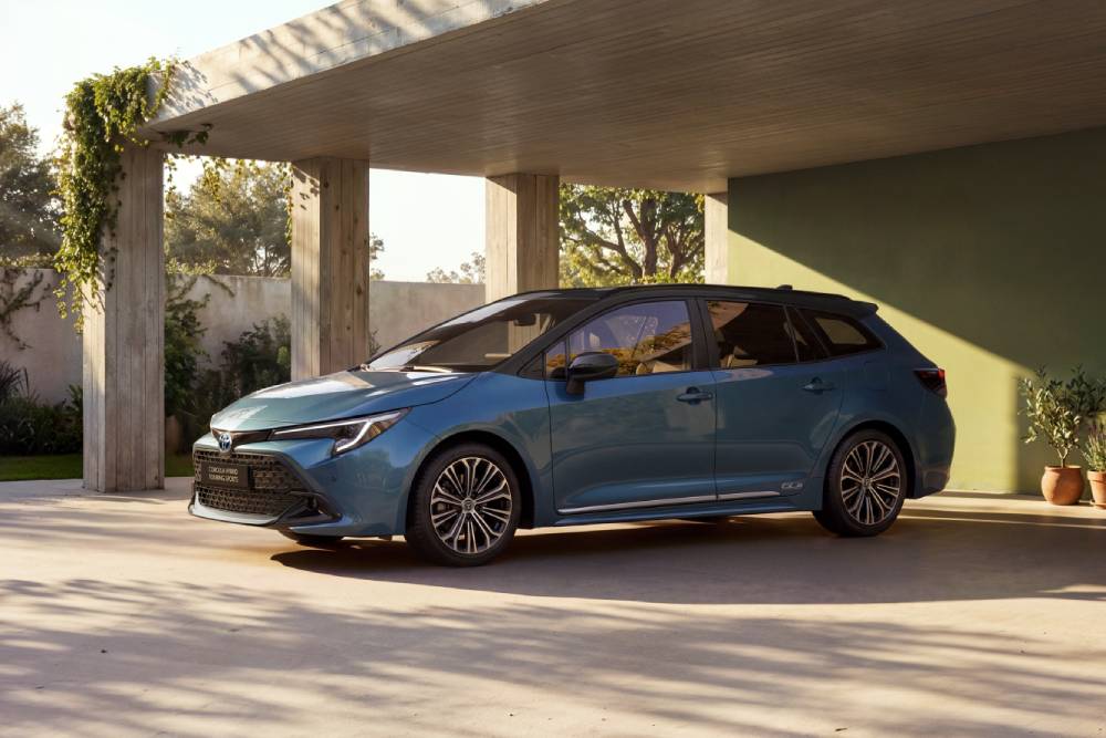 https://cdn.autogreeknews.gr/wp-content/uploads/2026/08/1920_toy_corolla_60th_2026_hub_dig_16x9_02.jpg