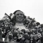 1967_F1_Holland_Jimmy_Clark_celebrates_first_Ford_DFV_victory (1)