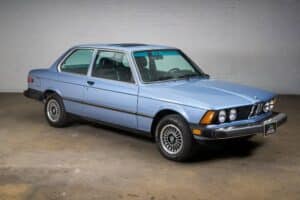 1977-BMW-320i-Auction-12
