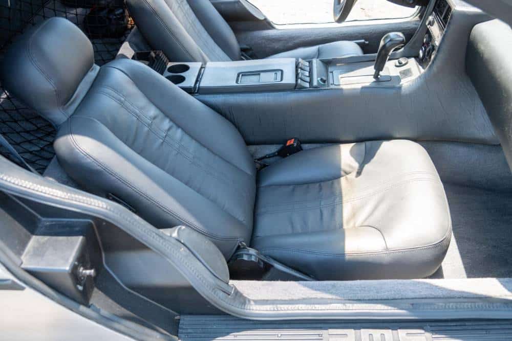 https://cdn.autogreeknews.gr/wp-content/uploads/2026/08/1982-delorean-dmc-12-for-sale-2.jpg