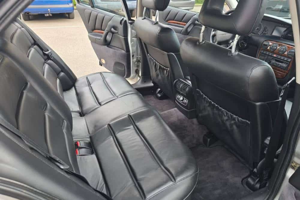 https://cdn.autogreeknews.gr/wp-content/uploads/2026/08/1996-opel-omega-v6-for-sale-5.jpg