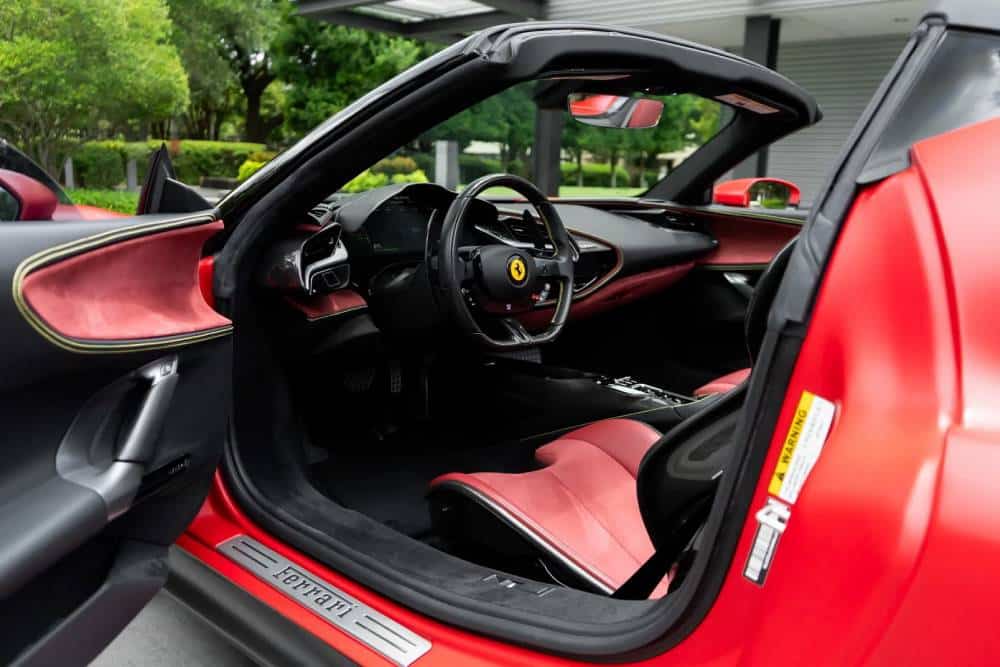 https://cdn.autogreeknews.gr/wp-content/uploads/2026/08/2023-ferrari-sf90-stradale-1.jpg