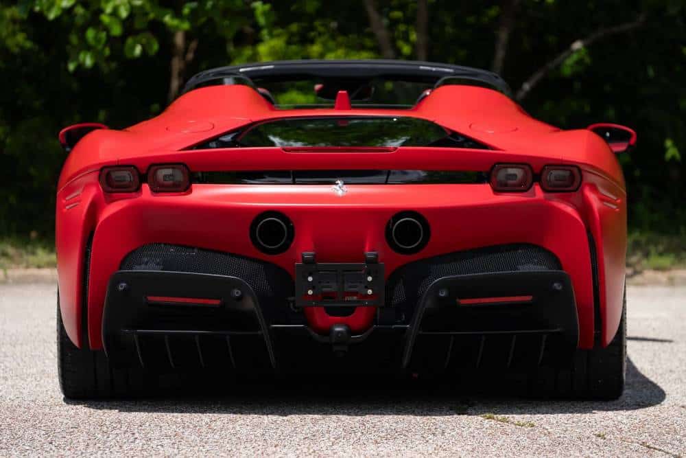 https://cdn.autogreeknews.gr/wp-content/uploads/2026/08/2023-ferrari-sf90-stradale-8.jpg