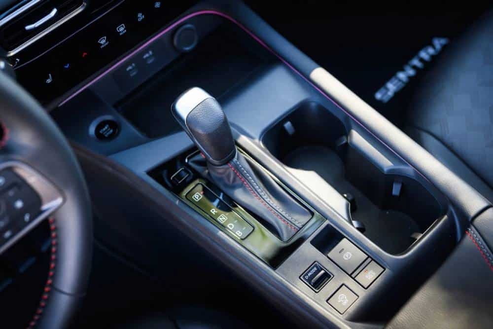 https://cdn.autogreeknews.gr/wp-content/uploads/2026/08/2027-Nissan-Sentra-818-103-2048x1366-1.jpg