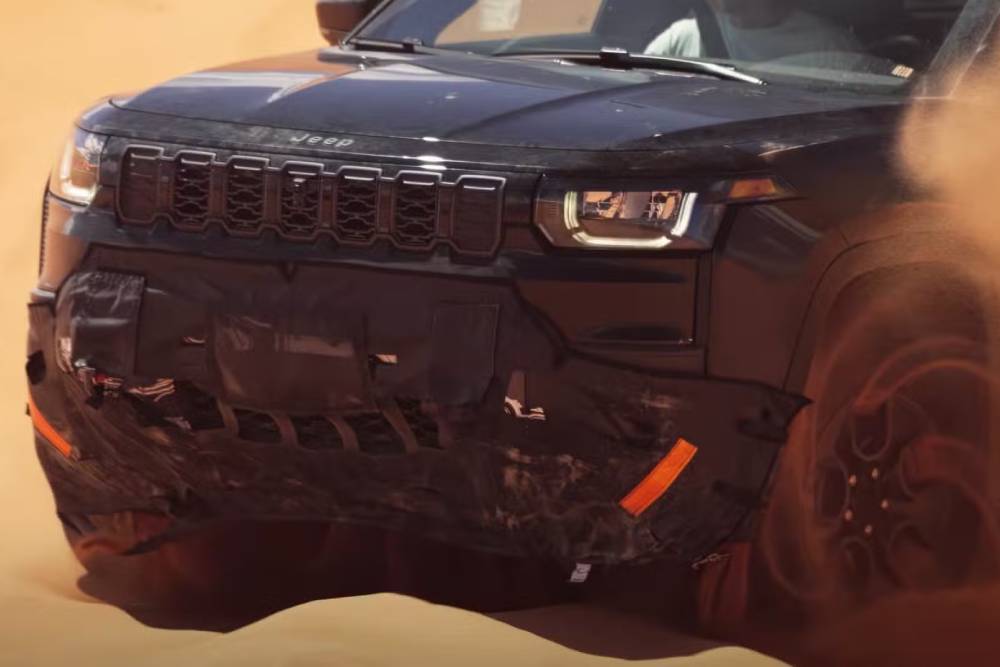 https://cdn.autogreeknews.gr/wp-content/uploads/2026/08/2027-jeep-cherokee-trailhawk-03.jpg