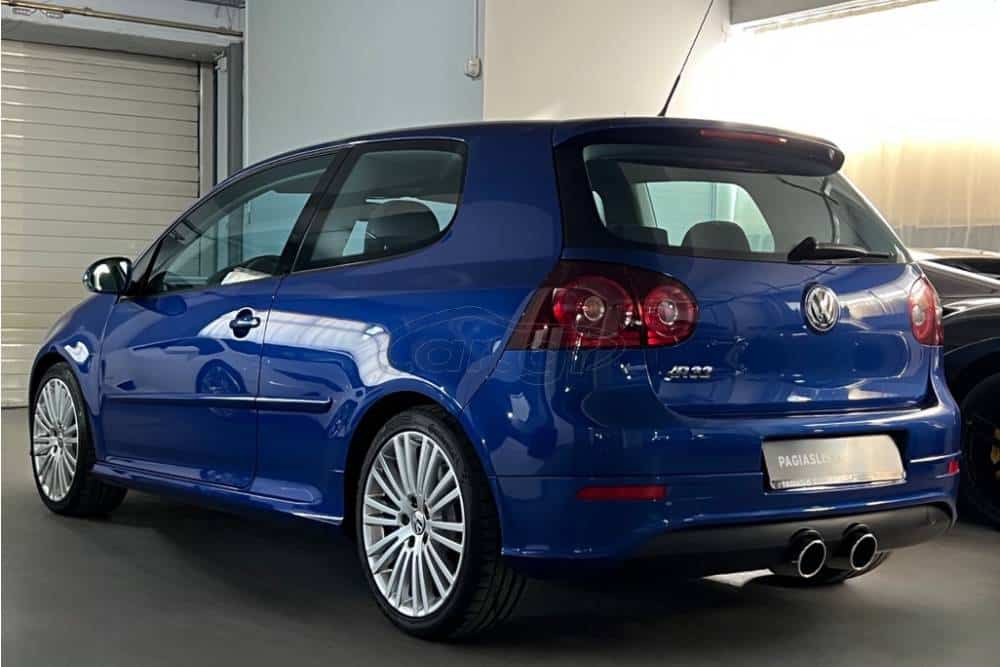 https://cdn.autogreeknews.gr/wp-content/uploads/2026/08/4600-km-vw-golf-r32-for-sale-2-1.jpg
