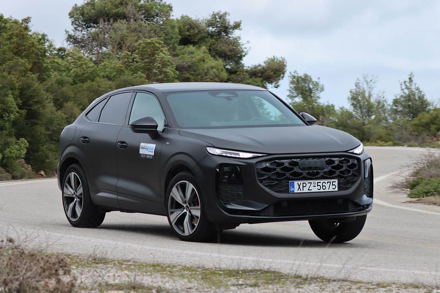 https://cdn.autogreeknews.gr/wp-content/uploads/2026/08/Audi-Q3-Sportback-strofi.jpg