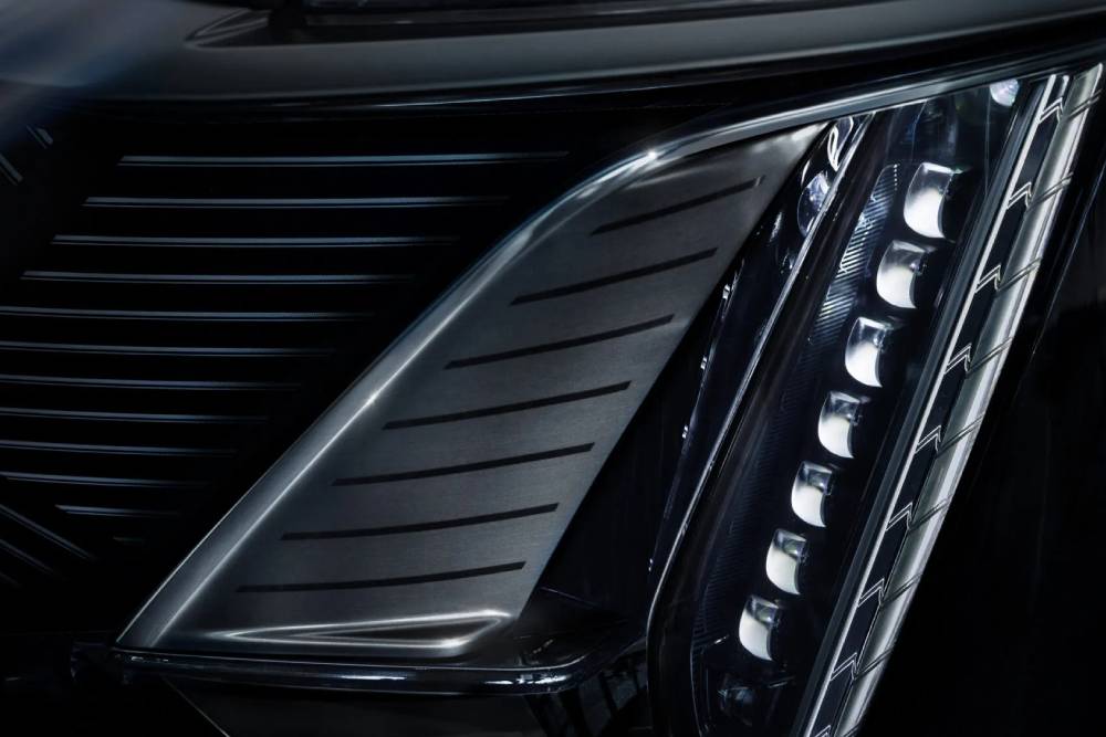 https://cdn.autogreeknews.gr/wp-content/uploads/2026/08/Cadillac-Celestiq-Night-Test-811-3-2048x1152-1.jpg