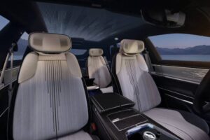 Cadillac-Celestiq-Night-Test-811-4-2048×1152