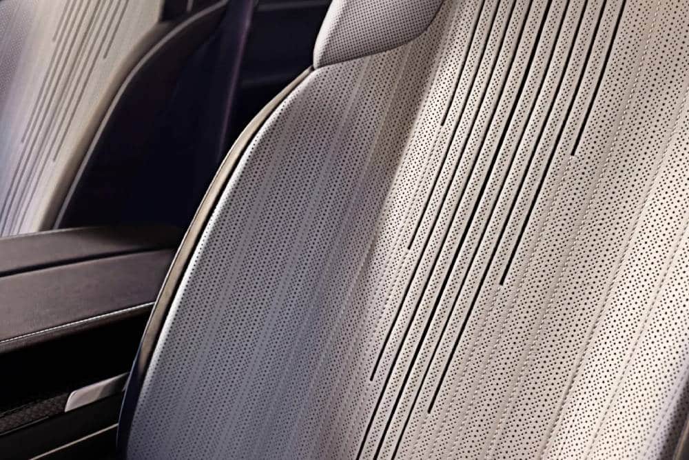 https://cdn.autogreeknews.gr/wp-content/uploads/2026/08/Cadillac-Celestiq-Night-Test-811-7-2048x979-1.jpg