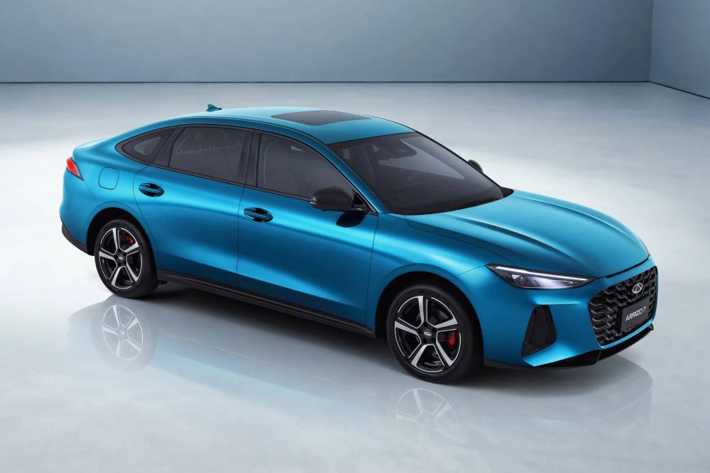 https://cdn.autogreeknews.gr/wp-content/uploads/2026/08/Chery-Arrizo-7-3.jpg