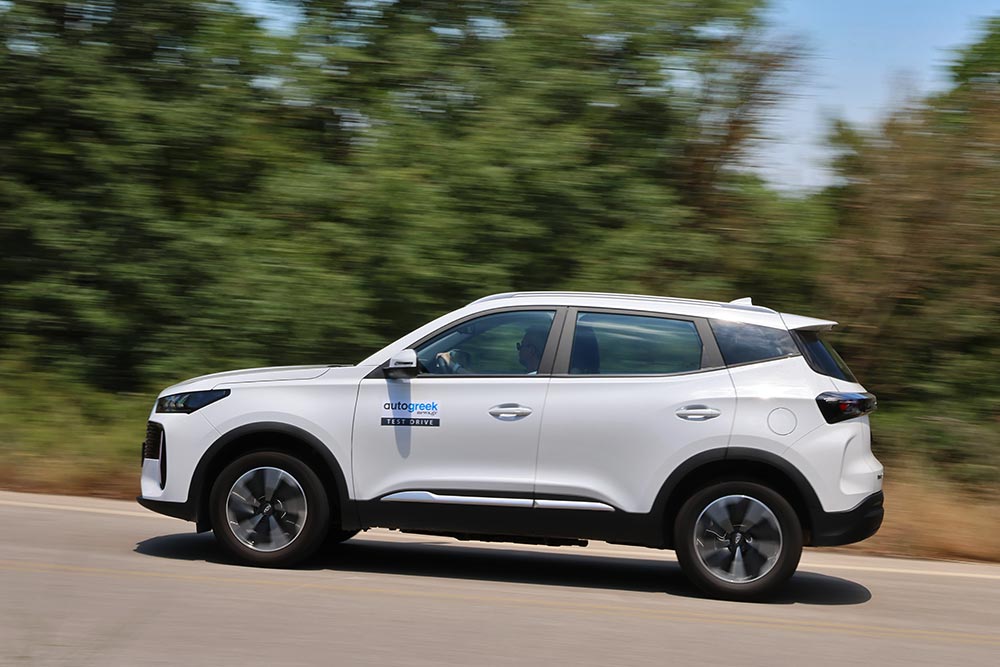 https://cdn.autogreeknews.gr/wp-content/uploads/2026/08/Chery-Tiggo-4-Hybrid-white-10.jpg