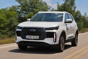 Chery Tiggo 4 Hybrid white (17)