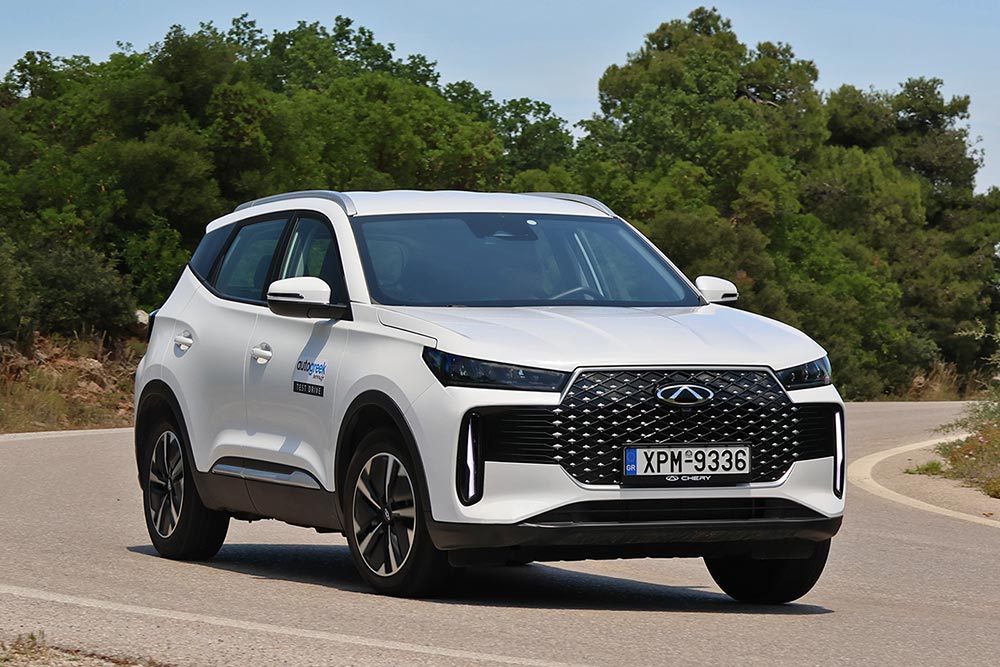 https://cdn.autogreeknews.gr/wp-content/uploads/2026/08/Chery-Tiggo-4-Hybrid-white-6.jpg