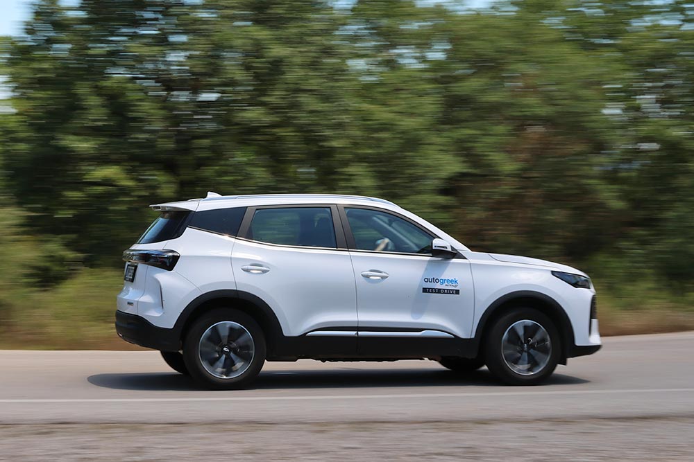 https://cdn.autogreeknews.gr/wp-content/uploads/2026/08/Chery-Tiggo-4-Hybrid-white-9.jpg