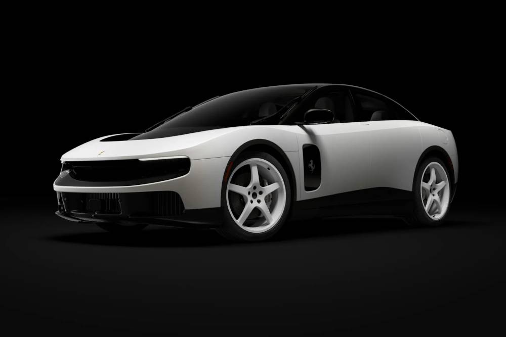 https://cdn.autogreeknews.gr/wp-content/uploads/2026/08/Ferrari-Luce-RM-Sothebys-Auction-Jul-26-00002-2048.jpg