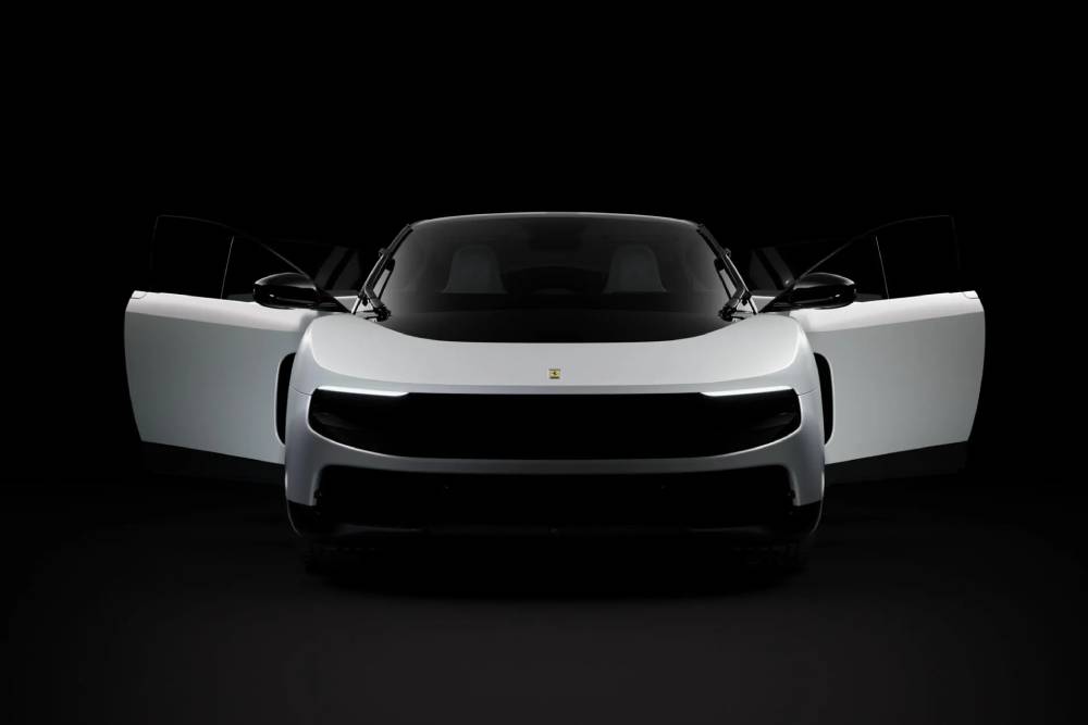 https://cdn.autogreeknews.gr/wp-content/uploads/2026/08/Ferrari-Luce-RM-Sothebys-Auction-Jul-26-00008-2048.jpg