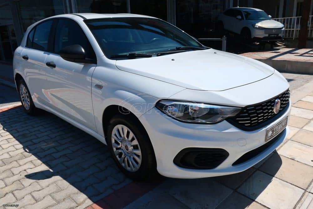 https://cdn.autogreeknews.gr/wp-content/uploads/2026/08/Fiat-Tipo-2018-used-5.jpg
