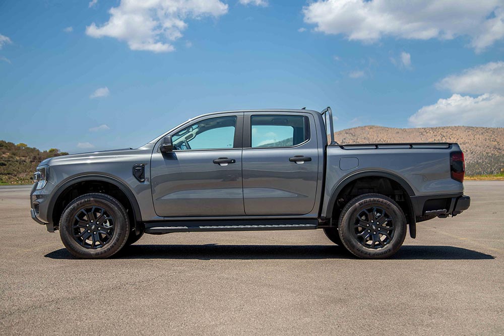 https://cdn.autogreeknews.gr/wp-content/uploads/2026/08/Ford-Ranger-XLT-2.jpg