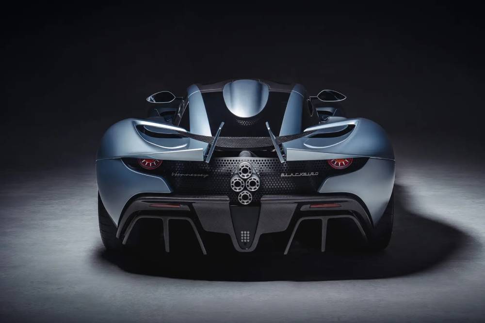 https://cdn.autogreeknews.gr/wp-content/uploads/2026/08/Hennessey-Blackbird-10-1-scaled-1.jpg