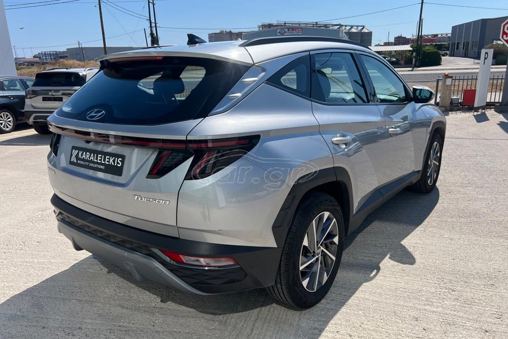 https://cdn.autogreeknews.gr/wp-content/uploads/2026/08/Hyundai-Tucson-2024-used-2.jpg