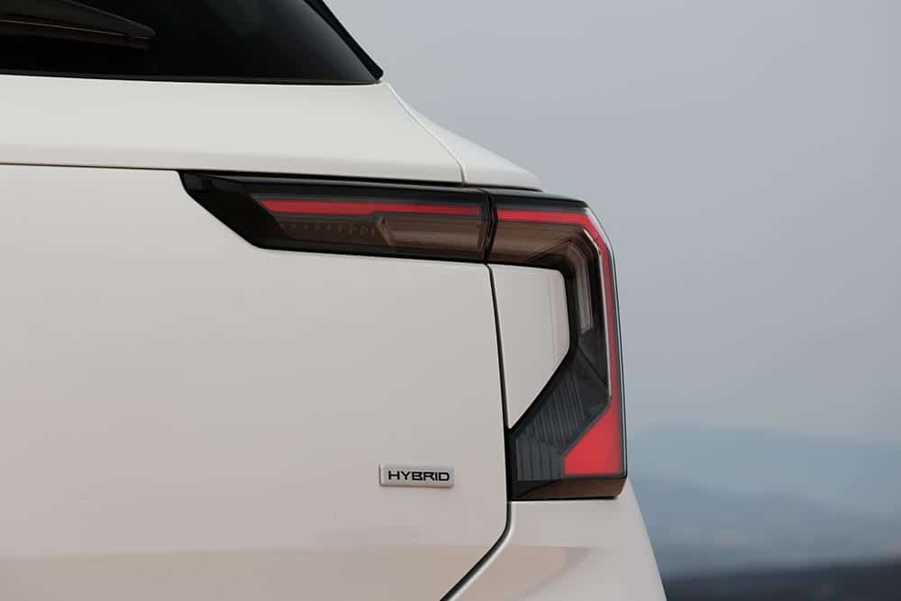 https://cdn.autogreeknews.gr/wp-content/uploads/2026/08/Kia-Stonic-Hybrid-2026.jpg