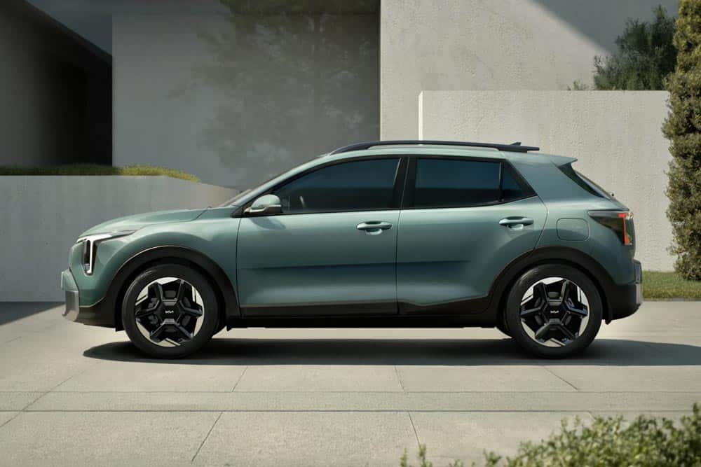 https://cdn.autogreeknews.gr/wp-content/uploads/2026/08/Kia-Stonic-static-2026-2.jpg