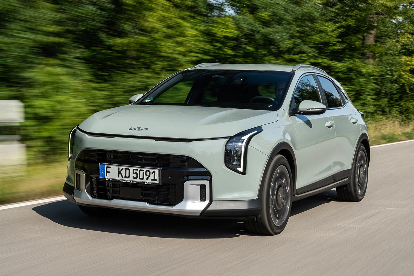 https://cdn.autogreeknews.gr/wp-content/uploads/2026/08/Kia-XCeed-2026.jpg